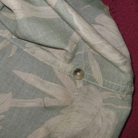 Men's Premium Wyndham Pointe Casual Floral Print Short Sleeve Rayon Shirt Large - Picture 4 of 8